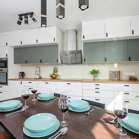 Lumina Luxury For Family Next To Ksiezy Mlyn *