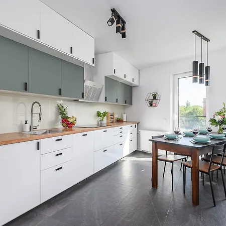 Lumina Luxury For Family Next To Ksiezy Mlyn Lodž
