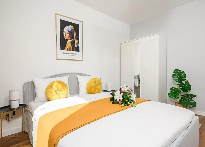 Lumina Luxury For Family Next To Ksiezy Mlyn * 罗兹