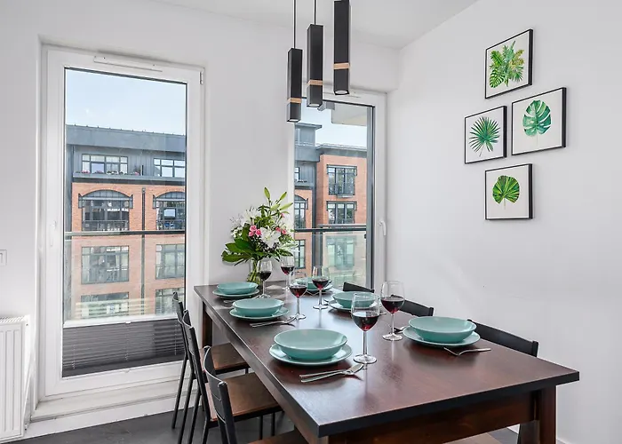 Lumina Luxury For Family Next To Ksiezy Mlyn * 罗兹